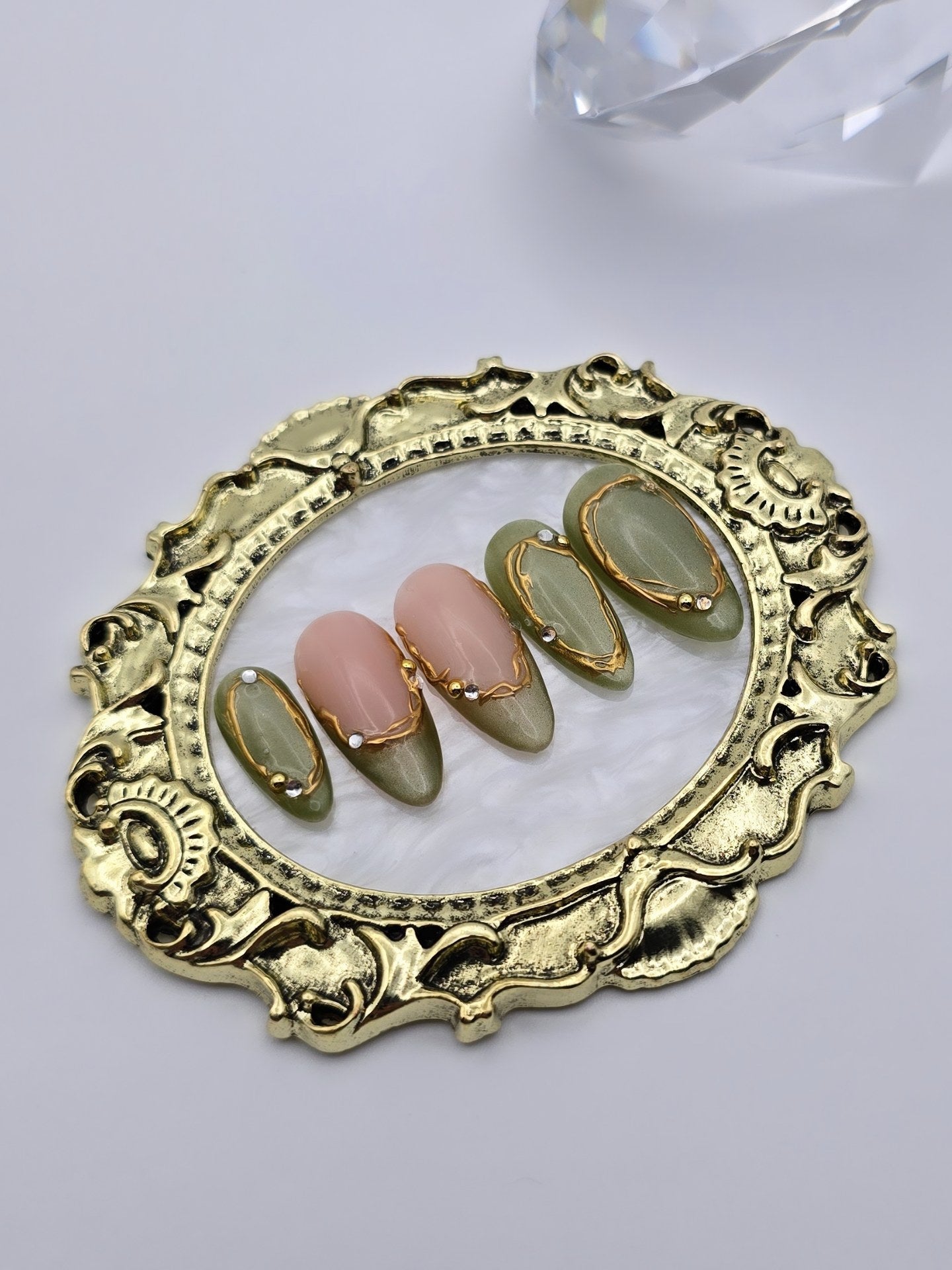 Vintage Heirloom
