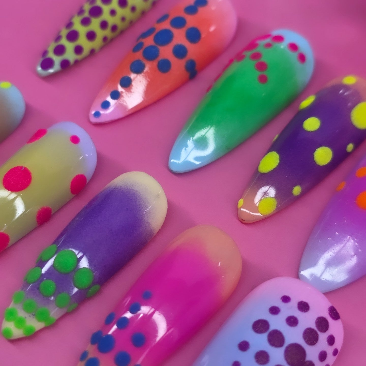Electric Candy Dots🟢🔵🟠