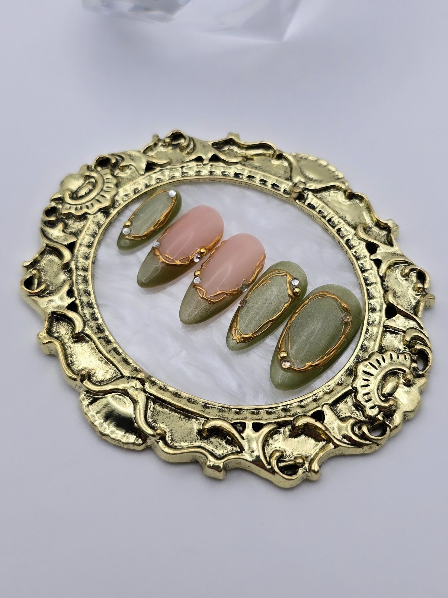 Vintage Heirloom