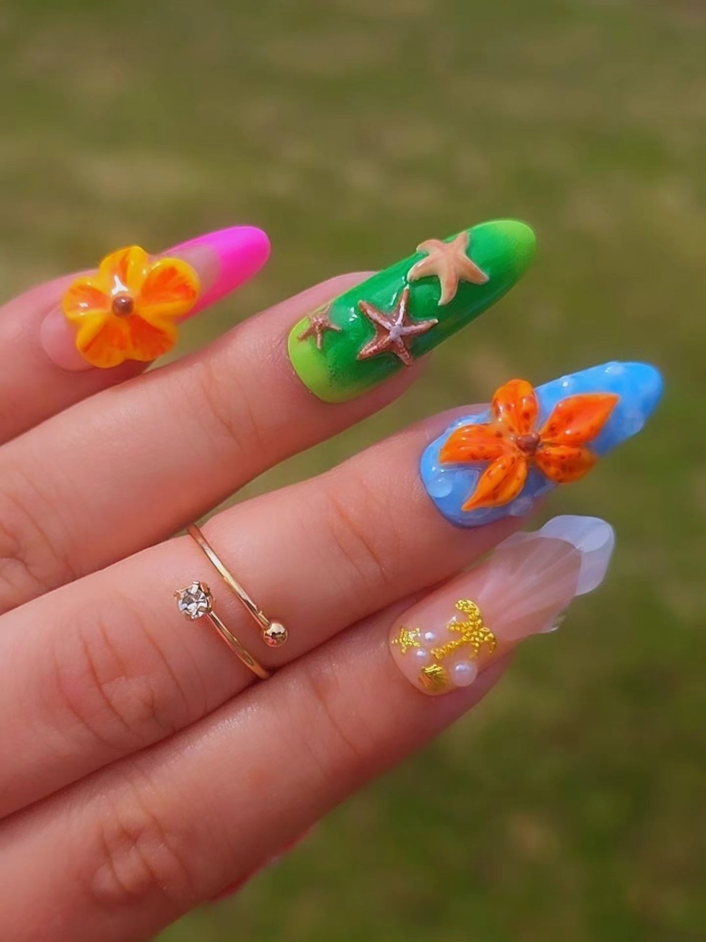 Tropical Island 🍋‍🟩🌸