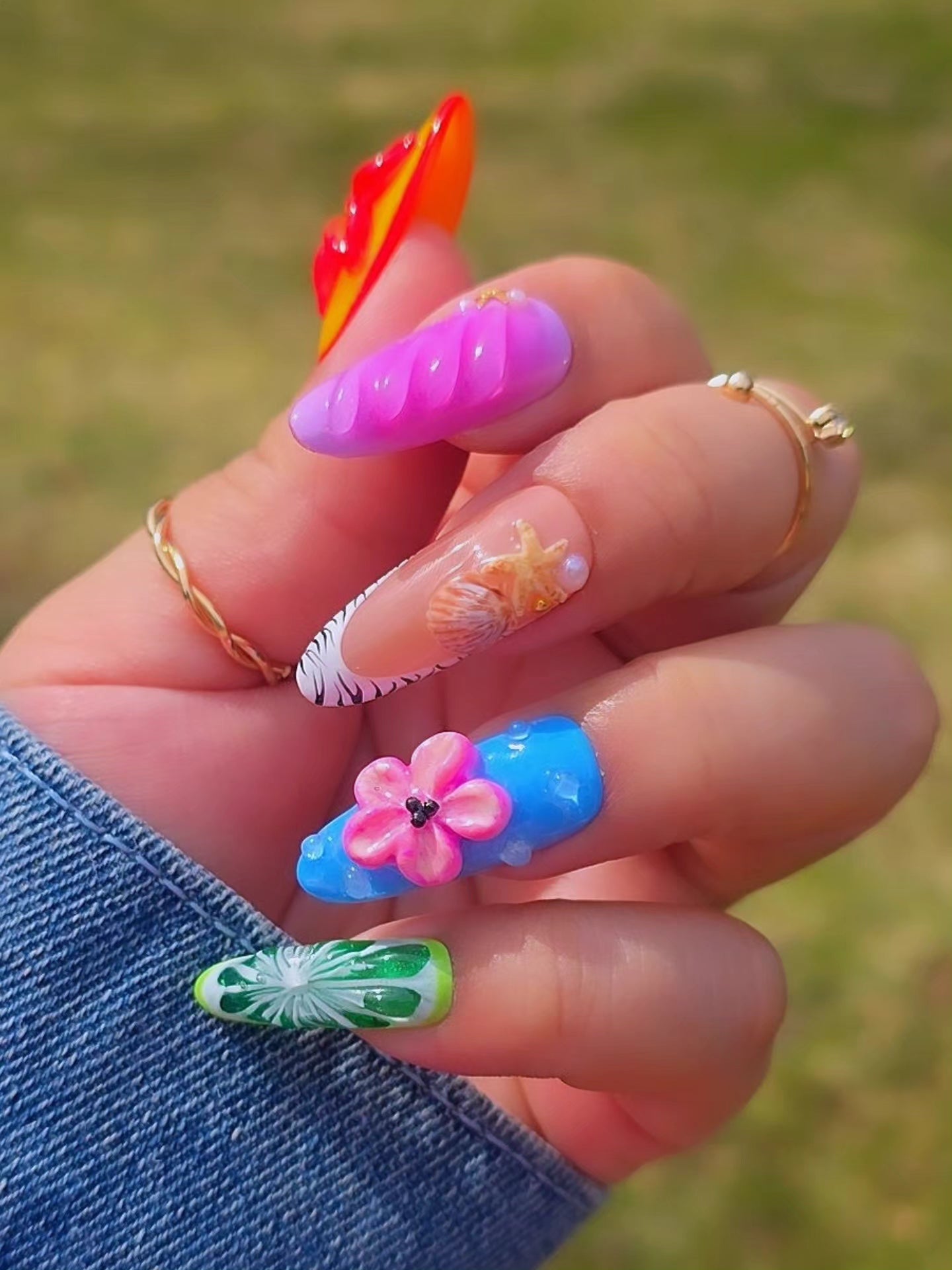 Tropical Island 🍋‍🟩🌸